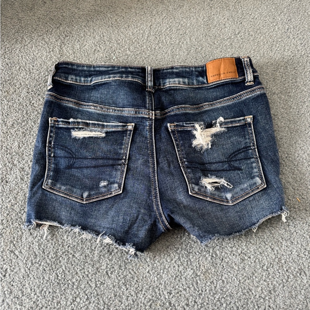 American Eagle Shorts - Picture 2 of 4